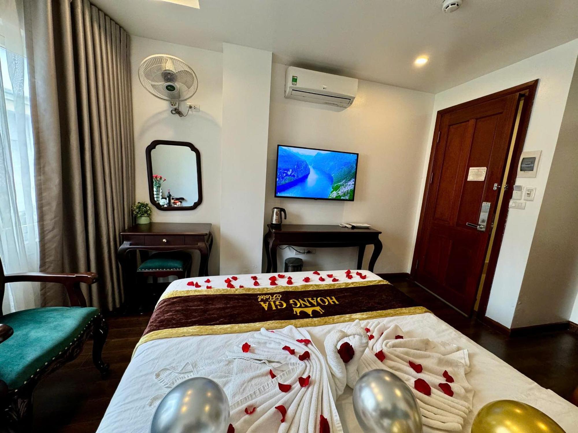 Hoang Gia Hotel Nhan Hoa Hanoi Zewnętrze zdjęcie