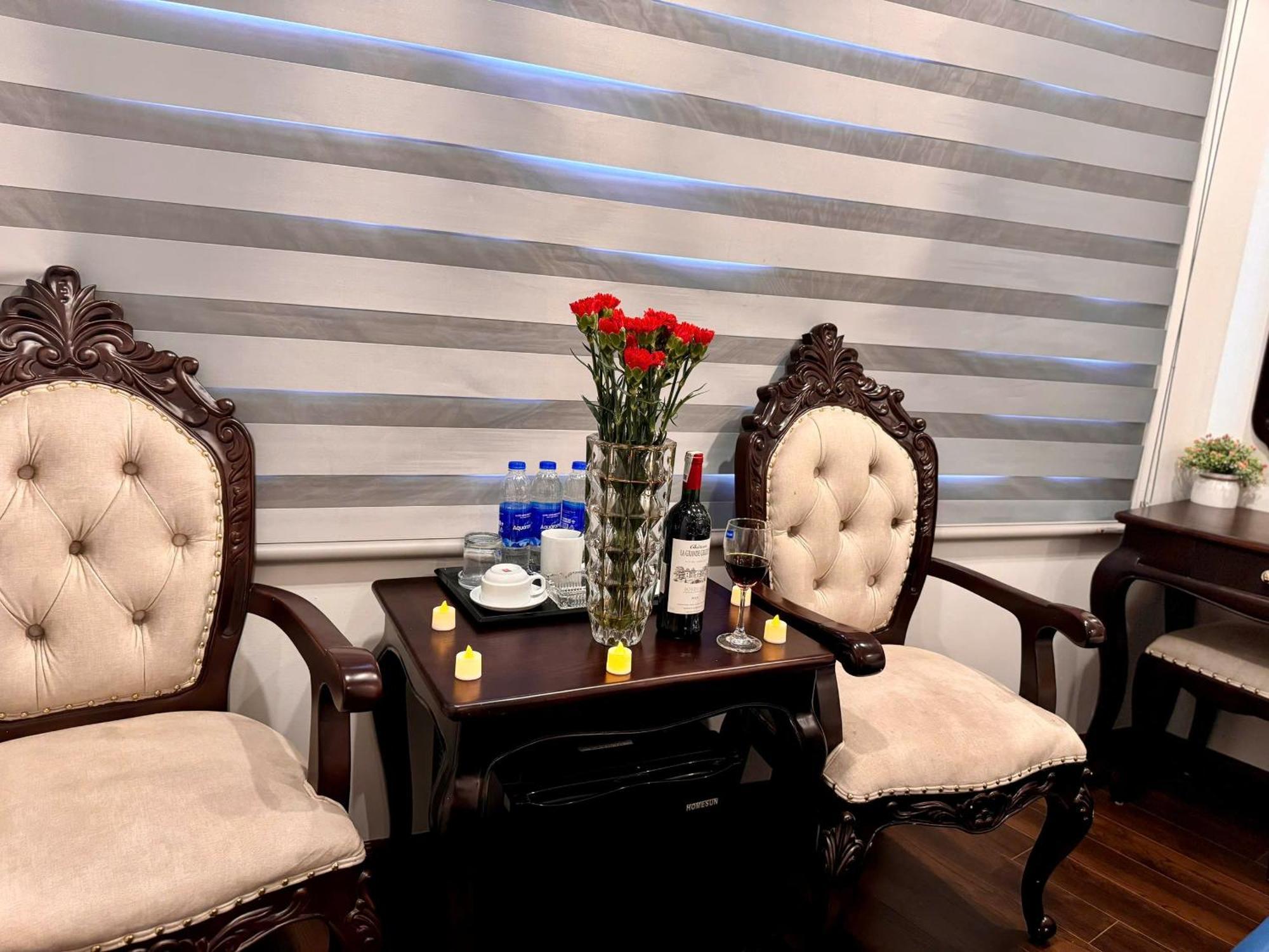 Hoang Gia Hotel Nhan Hoa Hanoi Zewnętrze zdjęcie